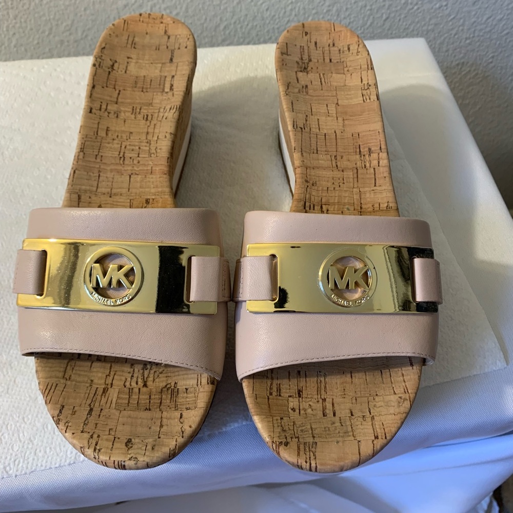 Michael Kors Warren Platform slip-on sandal, size 9.5 Soft pink/cork platforms - Picture 2 of 8